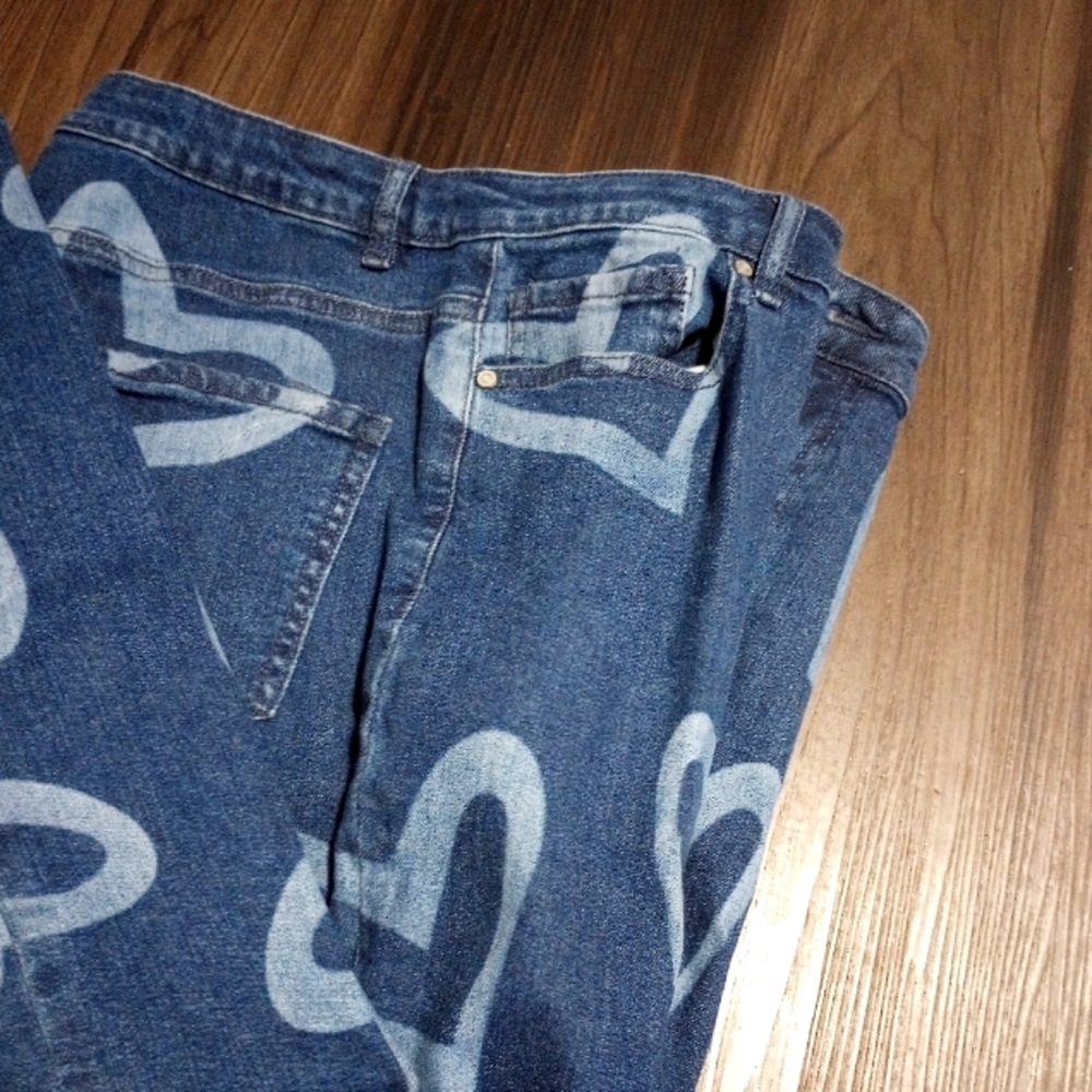Versona Stretch Jeans - Picture 3 of 8